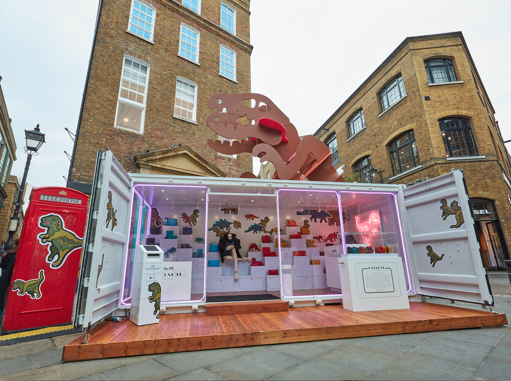 COACH LAUNCHES REXY INSPIRED ‘HOLIDAY’ POP UP IN LONDON